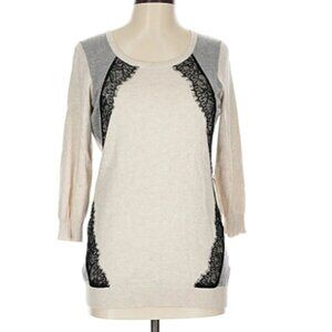 Ladies All At Once Beige 3/4 Sleeve Sweater w/Black Lace Detail - Large